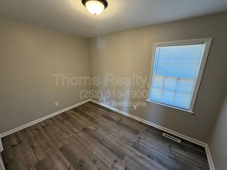 524 Keen St #B — Photo 8