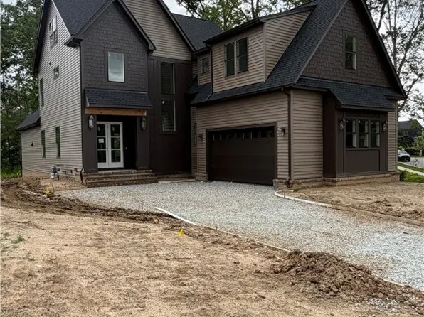 15212 Barford Dr, Midlothian, VA 23112