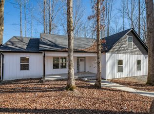 72 Periwinkle Path, Leoma, TN 38468