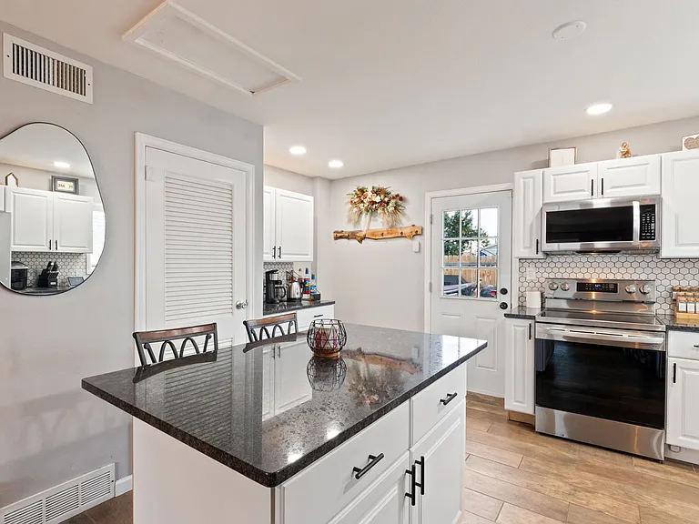 1315 Pando Ave — Photo 4
