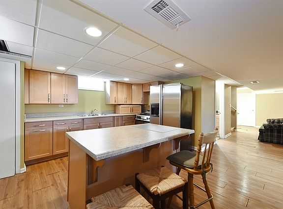 5th image of 1500 Newcastle Ave