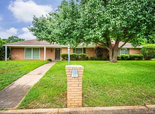 1801 Cardinal St, Longview, TX 75601