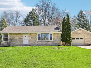 3070 N Brookfield Rd, Brookfield, WI 53045