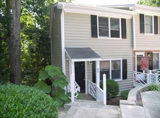 B-5 Fenway Ct, Carrboro, NC 27510