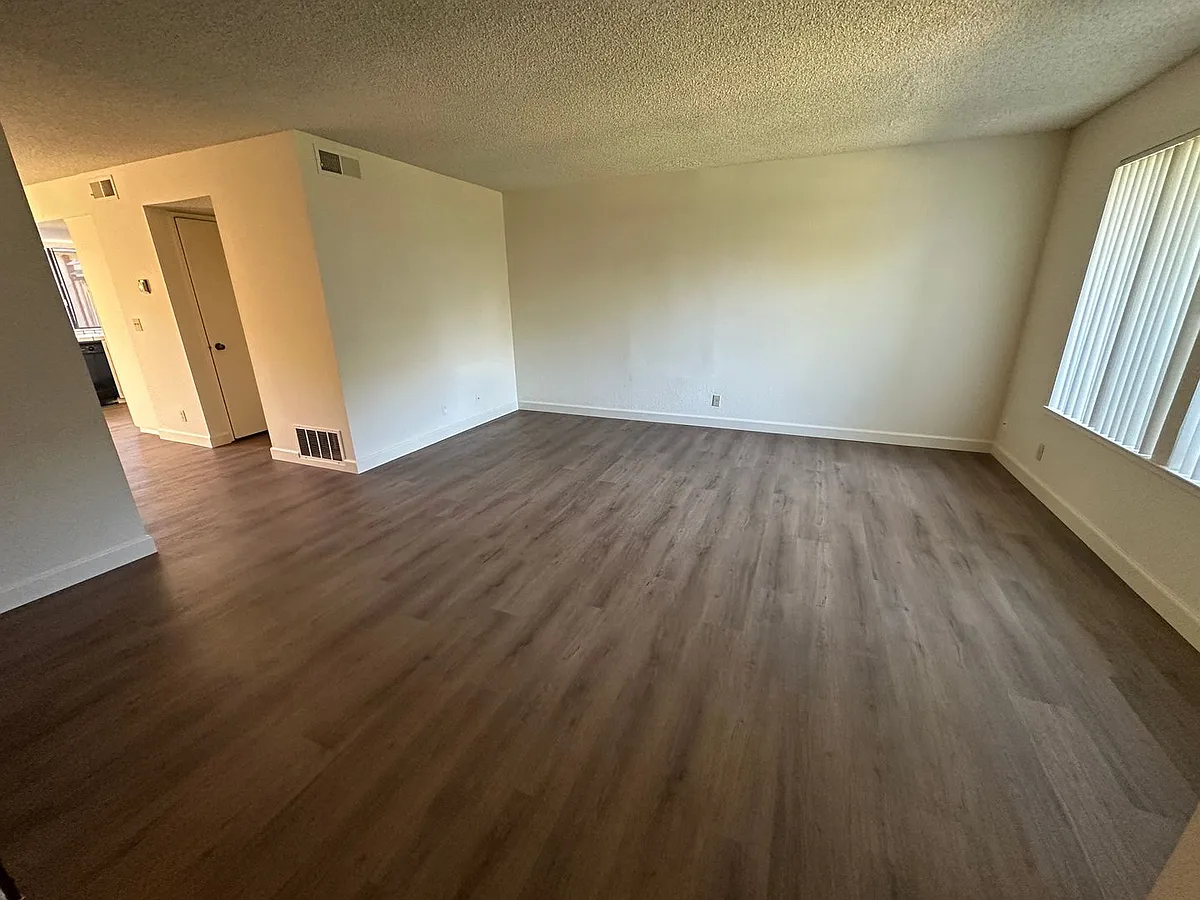 Building Photo - 1311 Arbor Park Dr