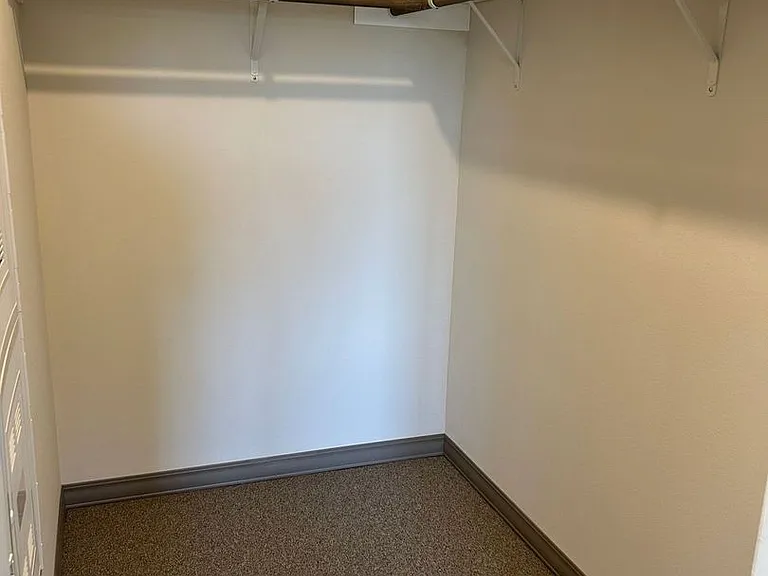 Madison Apartments — Photo 13