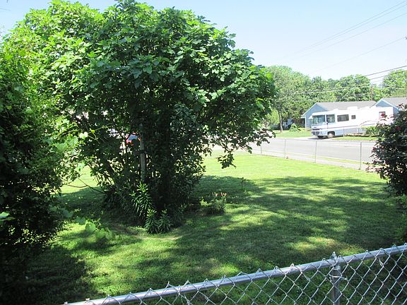 4th image of 17 Gumwood Dr