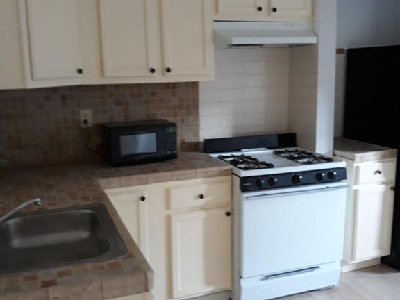 5th image of 643 Cypress Ave