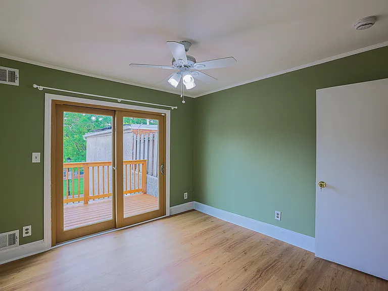 1020 W Barre St #A — Photo 17