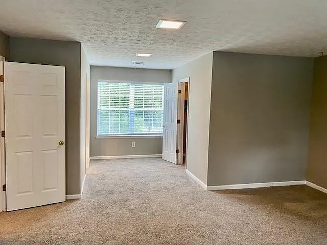 2121 Heritage Trace Dr — Photo 11