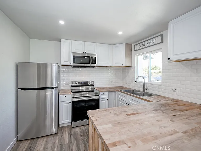 1069 Erringer Rd #1 — Photo 2