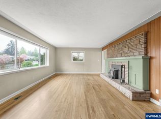 2032 Summit Ave NW, Salem, OR 97304