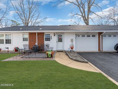 821B Balmoral Court, Lakewood, NJ, 08701