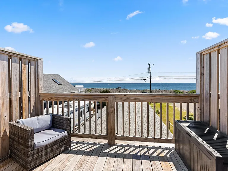 1611 Ocean Blvd — Photo 44