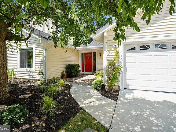 2nd image of 10412 Fyfe Ct