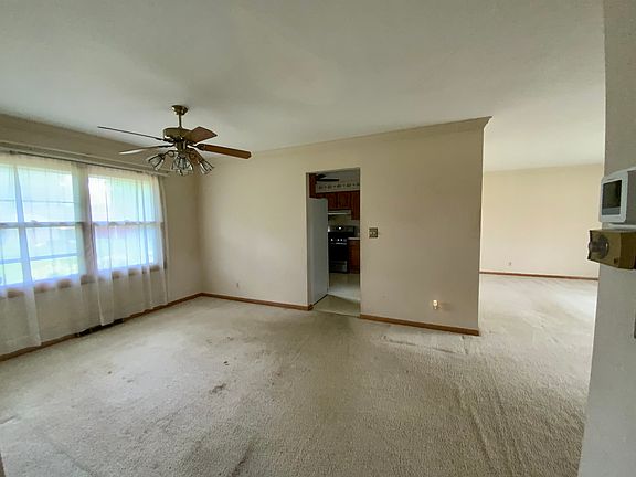 5th image of 2271 Fitchome St