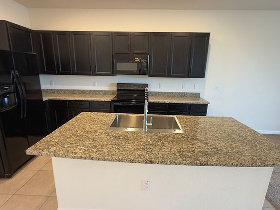 5th image of 1881 Hovenweep Rd