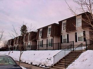 154 Rinaldi Blvd APT B, Poughkeepsie, NY 12601