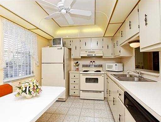3rd image of 1025 SE 4th Ave APT 302