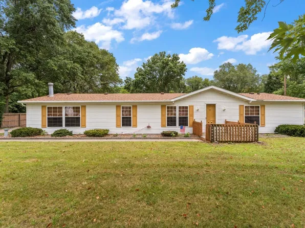 4138 E 216 S, Knox, IN 46534