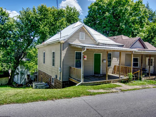 1105 Lowell St, Fairmont, WV 26554