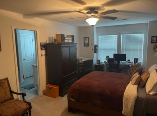 8611 Harris Lake Ln, Charlotte, NC 28269