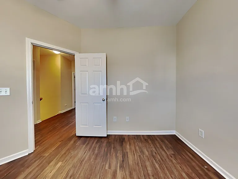 113 Estero Ct — Photo 14