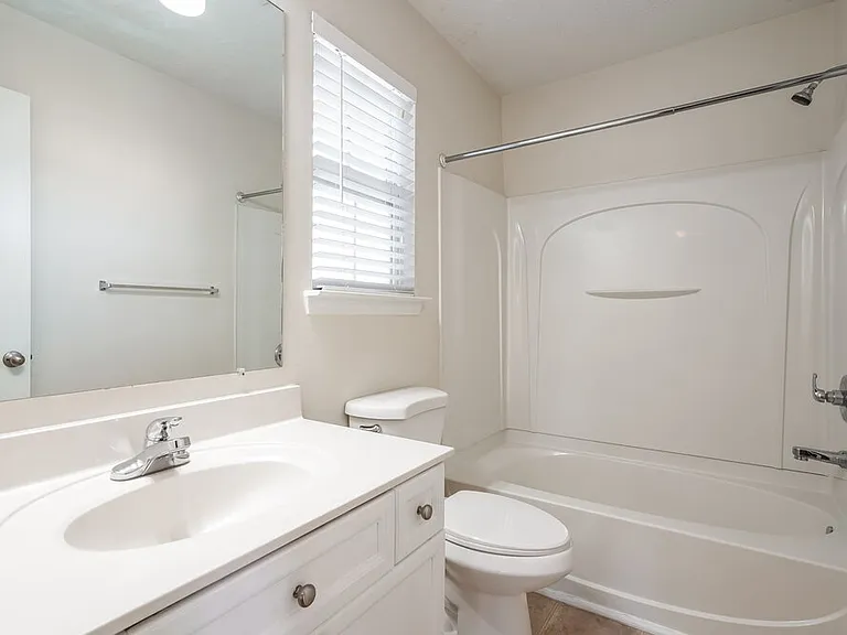 7212 Legacy Dr — Photo 14