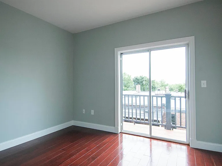 6 Rockledge St #B — Photo 13