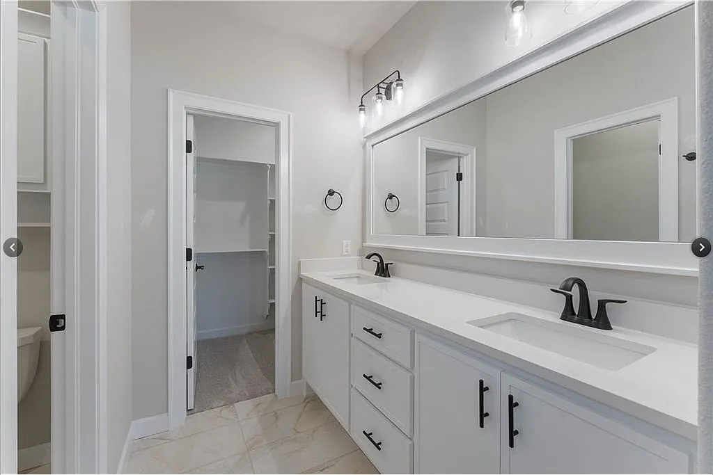 3 bed, 1674 sqft, $2,100 — Photo 3
