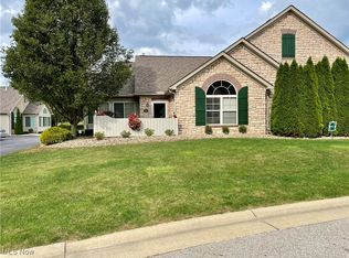 9264 Sharrott Rd UNIT 202, Poland, OH 44514