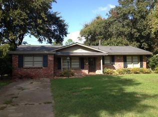 108 Thomas St, Cleveland, MS 38732