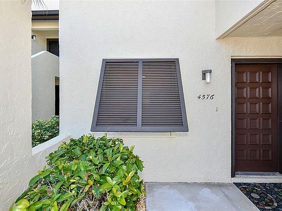 2nd image of 4576 Longwater Chase #59