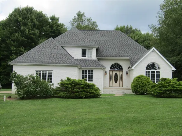 129 Seidle Rd, Mercer, PA 16137