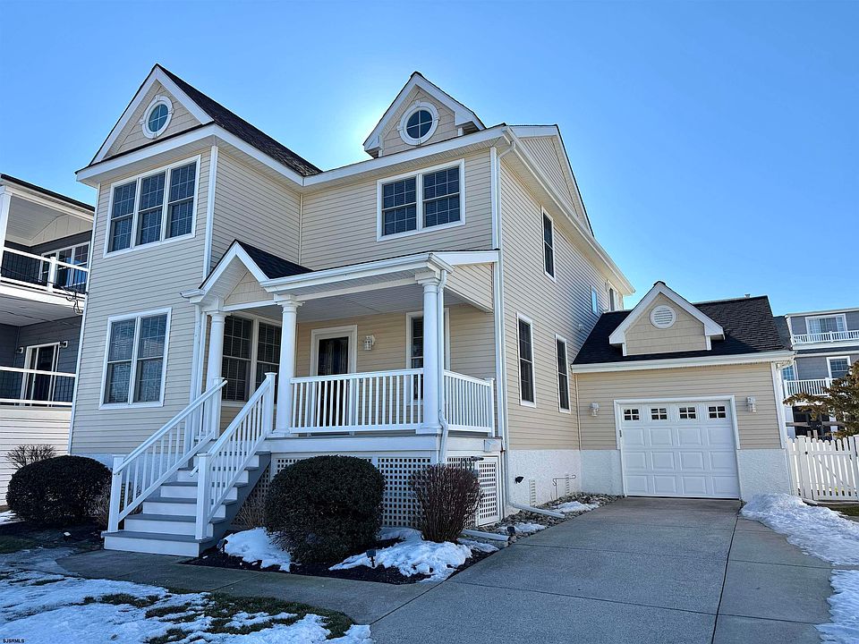 1st image of 110 Victoria Ln