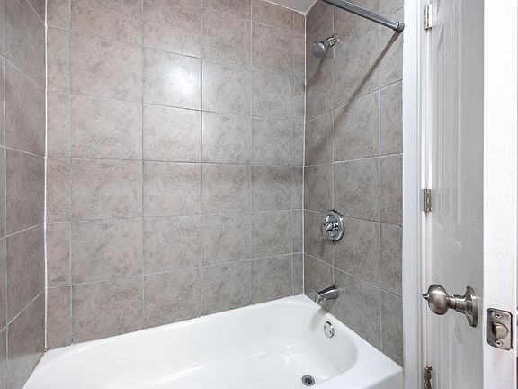 4th image of 5237 W Lake St APT 1A
