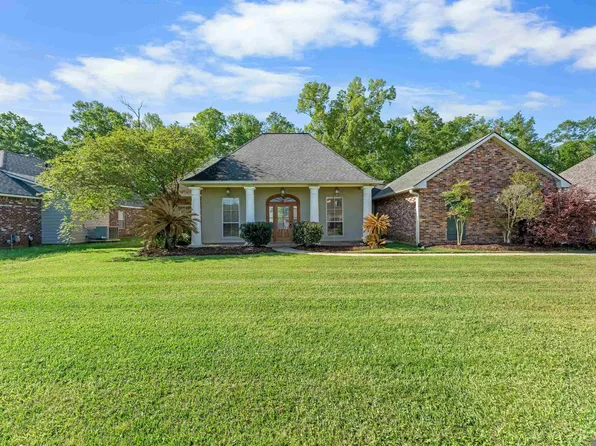 9670 Victory Ln, Denham Springs, LA 70726
