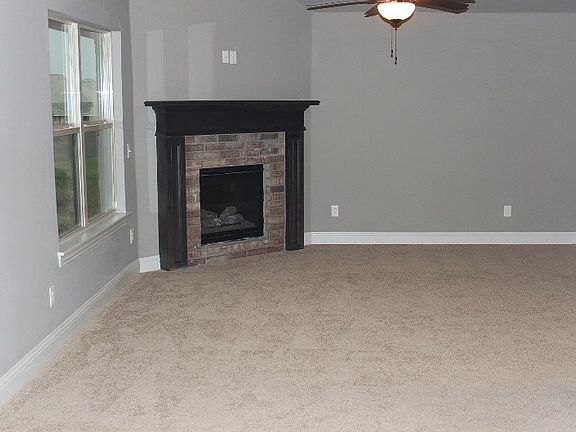 5th image of 4302 SW Brandon Ln