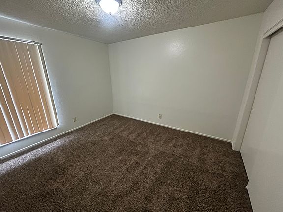 5th image of 935 Minnewawa Ave APT C