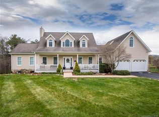 11 Penny Ln, Weaverville, NC 28787