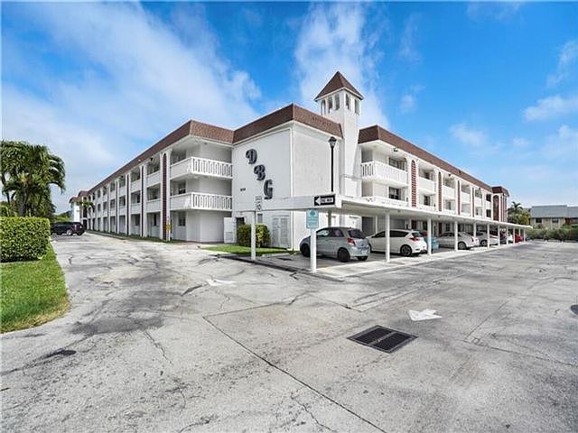 1st image of 1040 SE 4th Ave #13