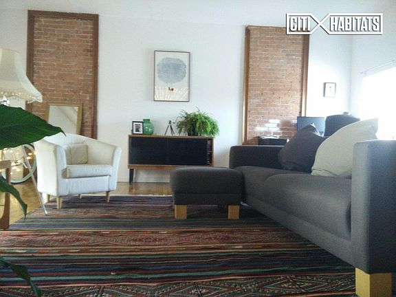 2nd image of 586 3rd Ave APT 3