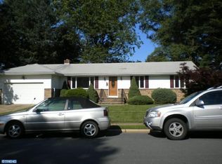 32 Cold Spring Rd, Hamilton, NJ 08619