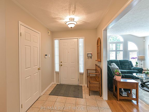 5th image of 3170 Monarch Dr W