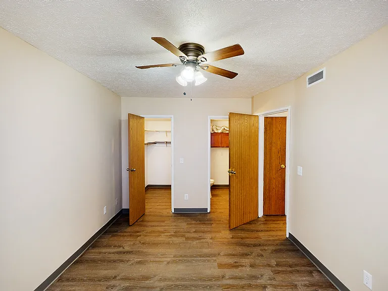 Quail Meadow Apartments — Photo 26
