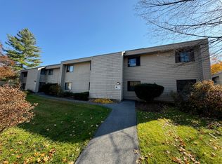 43 Hawthorne Cir, South Burlington, VT 05403