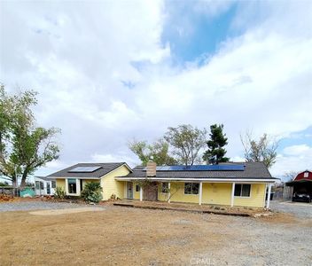 8725 Monte Vista Rd, Phelan, CA, 92371