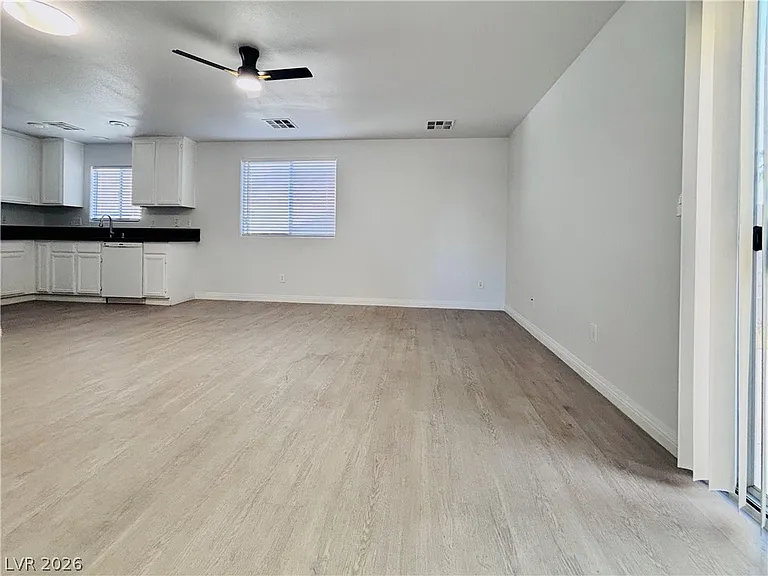 7859 Treasure Ship Ave — Photo 6