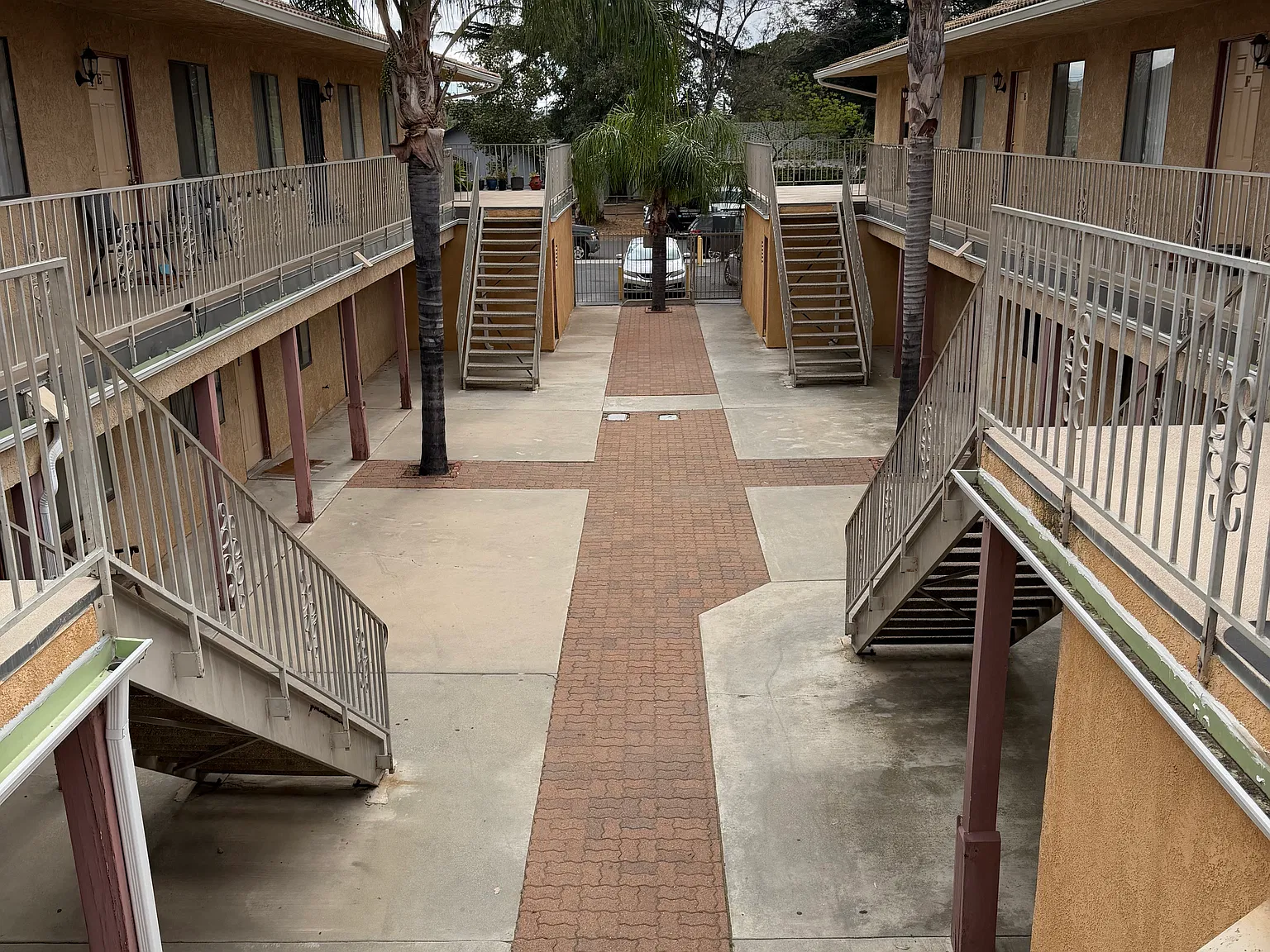 2 bed, $1,850 — Photo 2