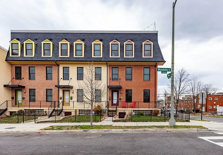 1330 Montello Ave NE #1 — Photo 37